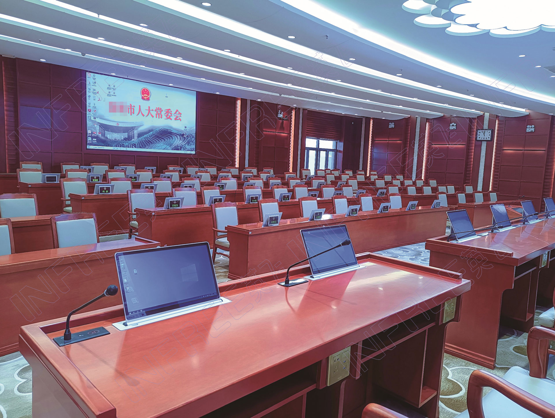 廣東省某市人大無紙化項(xiàng)目成功運(yùn)行